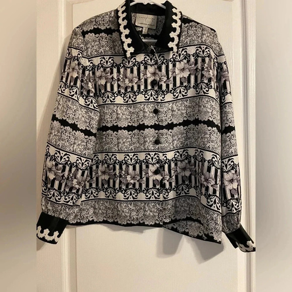 Vintage 80’s Adrianna Papell Floral Geometric 100% Silk Button Up Blouse Size 6 - Picture 1 of 9